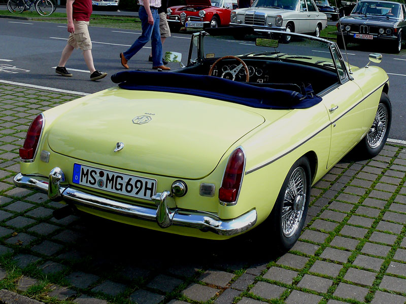 MGC hinten